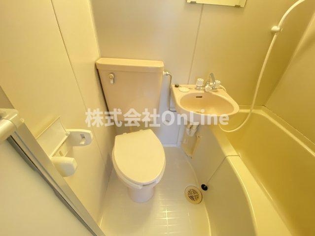 八尾市東山本町５丁目の賃貸マンションの浴室