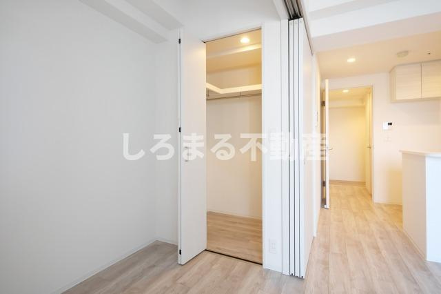 コンフォリア・リヴ南森町Ⅱの収納