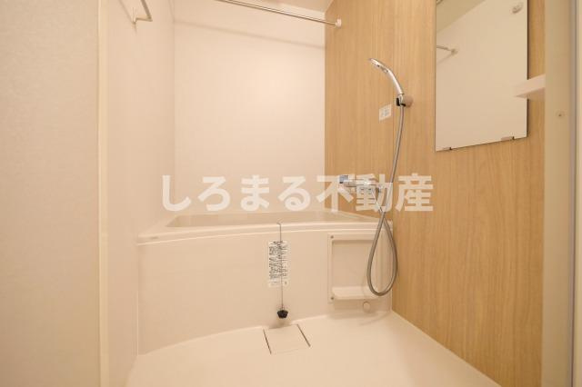 コンフォリア・リヴ南森町Ⅱの浴室