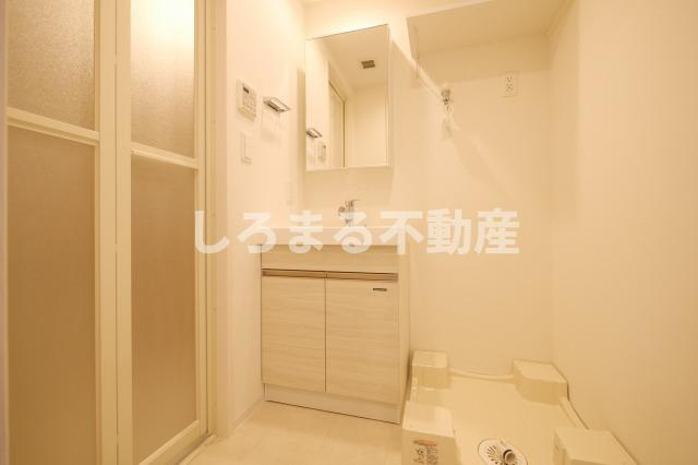 コンフォリア・リヴ南森町Ⅱの洗面所