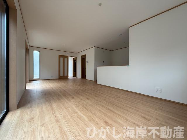 茅ヶ崎市香川5丁目　新築戸建　の居間・リビング|19.7帖　LDK