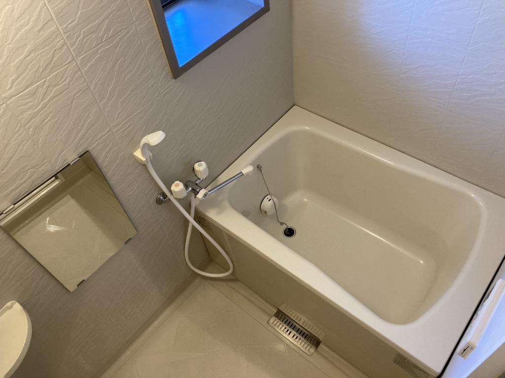 エクセレント東町の浴室|きれいなお風呂です♪