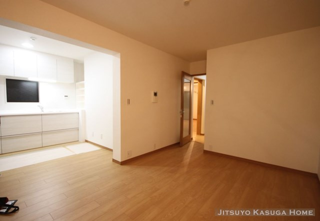 【居間・リビング】