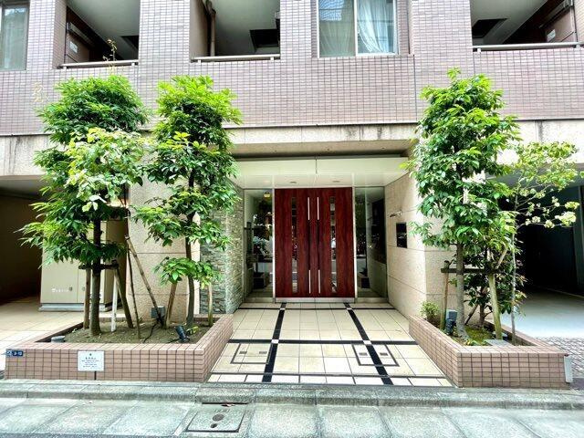 レジディア日本橋浜町のエントランス| 