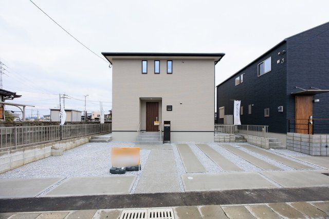 サンコート 飯塚市横田の外観|周りに建物が少なく圧迫感の少ない立地です♪
【飯塚市　新築一戸建て】