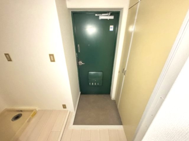 コーポアガペの玄関