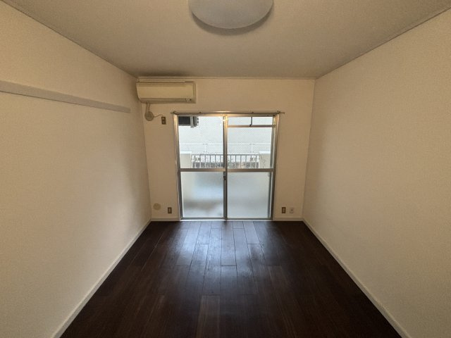 コーポアガペの居間・リビング