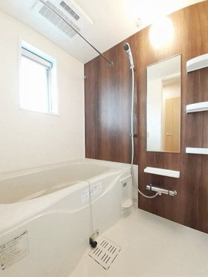 【浴室】 | グローリー戸島Ⅰ | コンパクトで使いやすいお風呂です