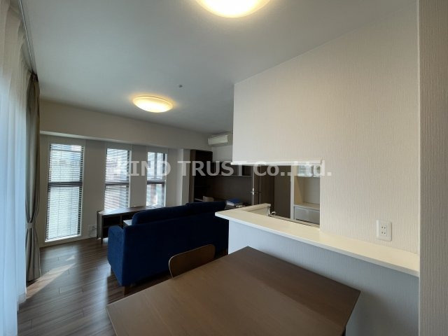 パークアクシス梅田の居間・リビング