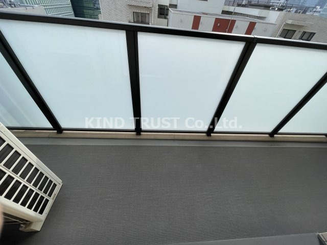 パークアクシス梅田のバルコニー