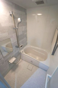 ガーデン・プレジール朝霞台の浴室