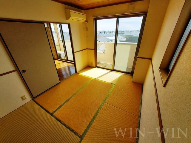 メゾンソレイユの和室