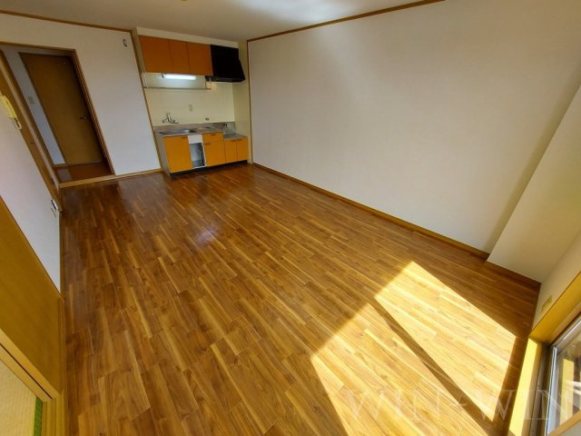 メゾンソレイユの居間・リビング