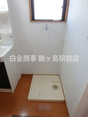 坂戸市にっさい花みず木中古戸建のランドリースペース