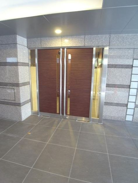 コンシェリアＲ四谷のエントランス|コンシェリアＲ四谷