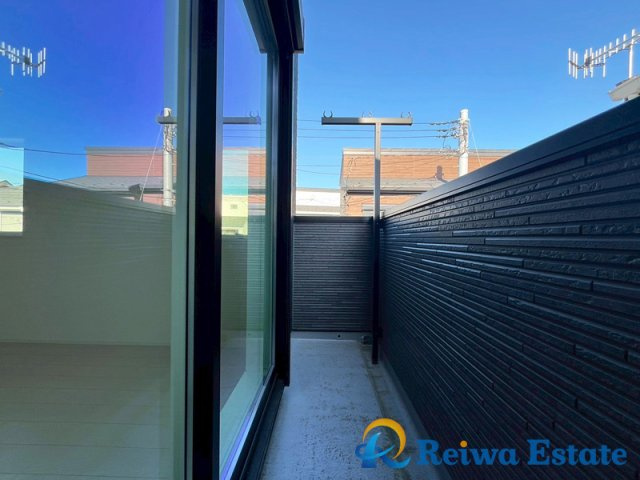 未入居戸建　茅ヶ崎市今宿のバルコニー