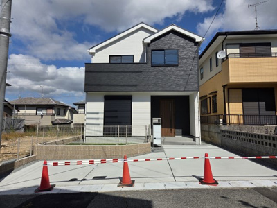 【外観】 | 小倉台２丁目　新築戸建 | 完成しましたので即ご入居可能です。