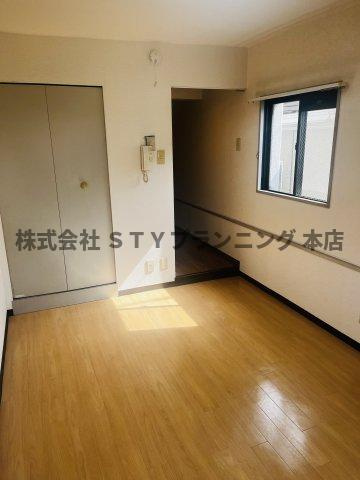 仲介手数料0円！ジョイフル本郷の居間・リビング