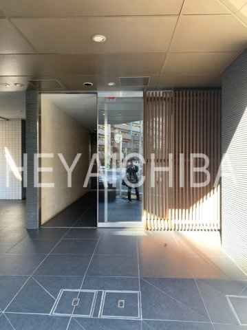 リストレジデンス浅草国際通りのエントランス