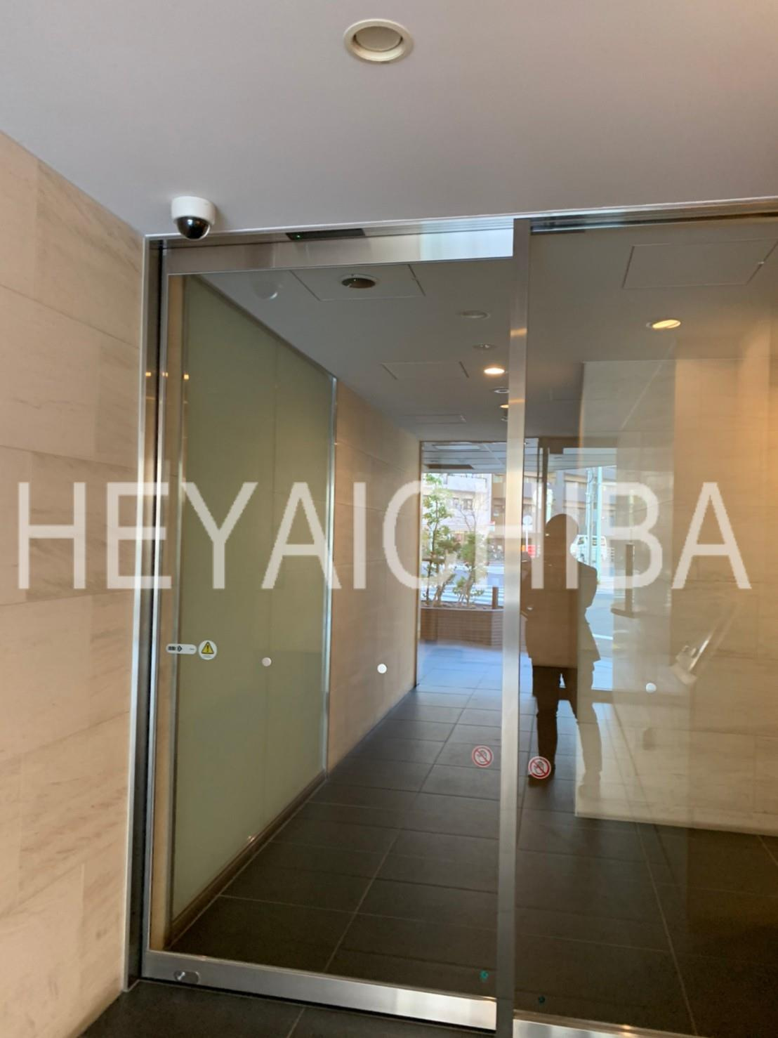 リストレジデンス浅草国際通りのエントランス