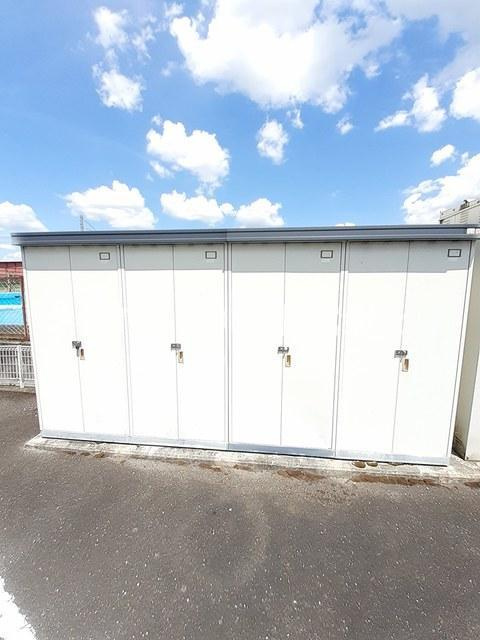 グランシャリオ　ジュモーのその他共用部分|外部トランクは無料で使用OK★