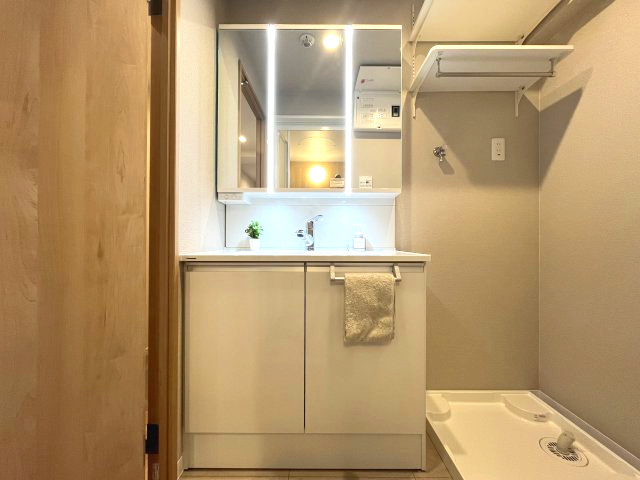 ライオンズマンション西所沢の独立洗面台|使いやすい独立洗面台です