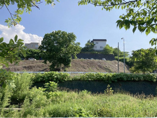 【周辺】 | 西区福井2丁目　戸建 | 河川敷から物件の様子も確認できます♪