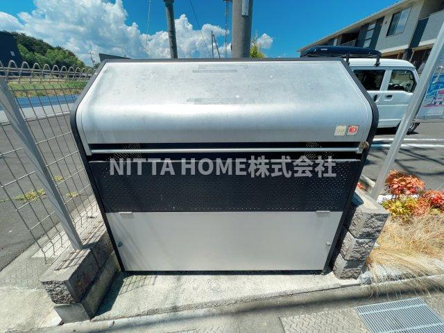 ウィズ・ユーＣのその他共用部分|敷地内ごみ捨て場もあり〇