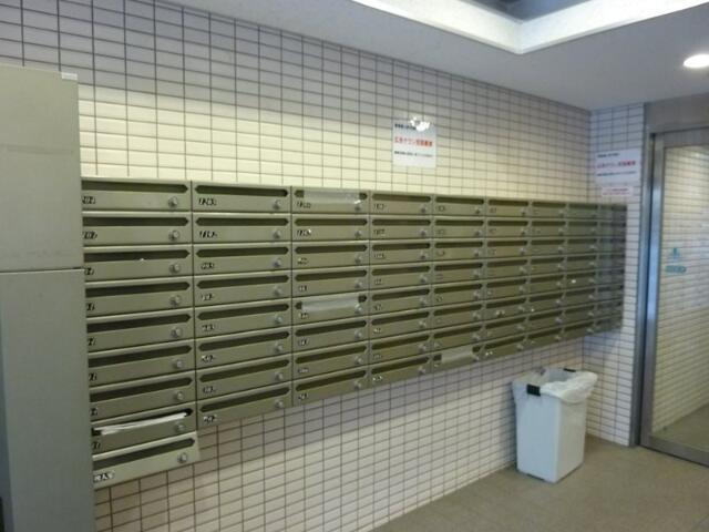 ドミール東日本橋のその他共用部分|メールボックス 