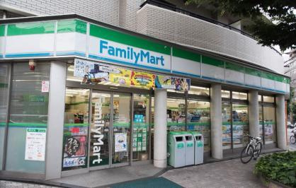 ドミール東日本橋の周辺|ファミリーマート　東…まで102m 