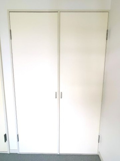 【居間・リビング】 | ハイエスト浜田町　206 | 西　洋室６．５帖