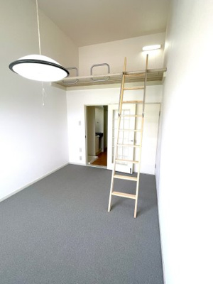 【寝室】 | ハイエスト浜田町　206 | 洋室６帖