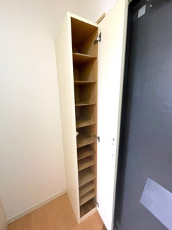 【玄関】 | ハイエスト浜田町　206 | シューズボックス有り♪