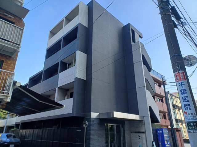 スパシエ大森エセンザの外観