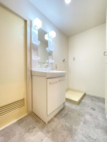 ジュネシオン・サカエの洗面所