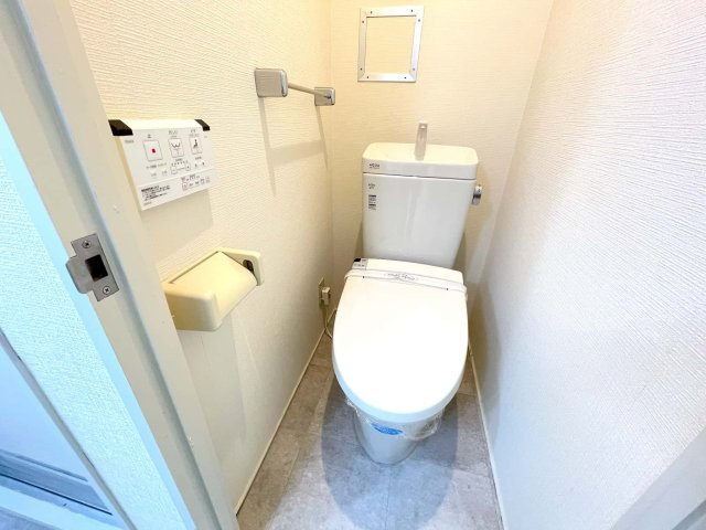 ジュネシオン・サカエのトイレ