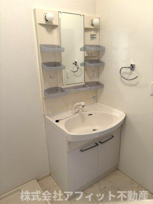 【洗面所】 | グランドール南手城 | 洗髪洗面化粧台