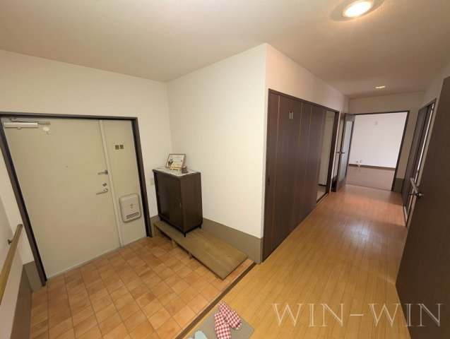 Surplusリーベ Ⅰの玄関