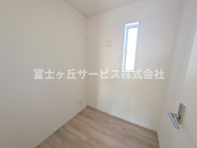 【収納】 | 浜松市中央区神田町 2期 新築一戸建て 2号棟 | ウォークインクローゼットです