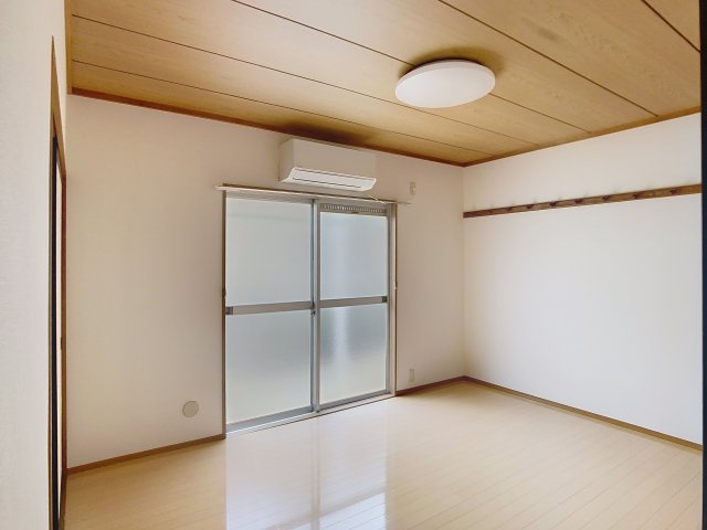 レジデンス横山の居間・リビング