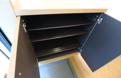 【玄関】 | ウィスタリア