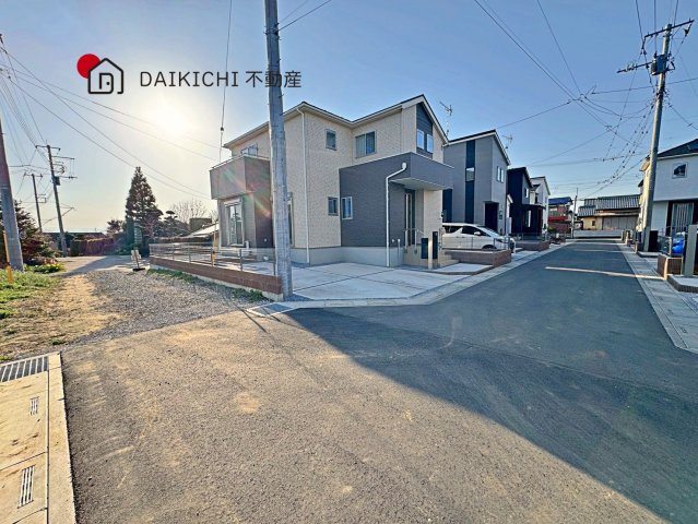 【前面道路含む現地写真】 | 鴻巣市大間　中古戸建