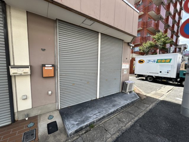 桜井市粟殿店舗