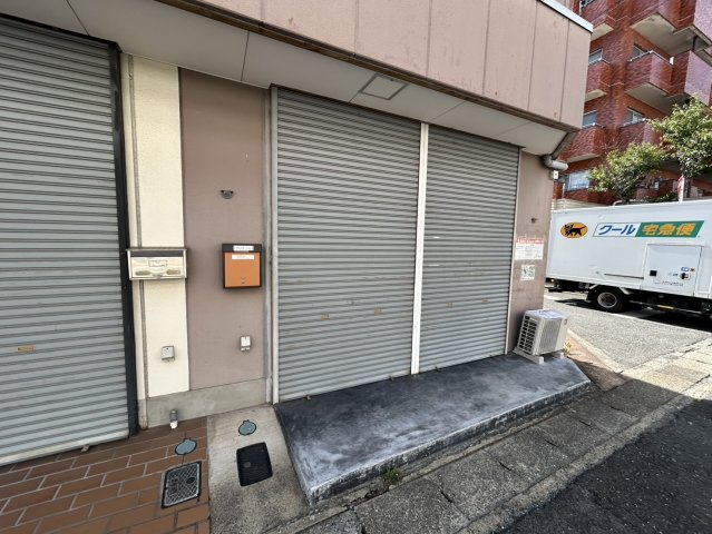 桜井市粟殿店舗