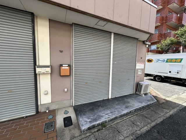 桜井市粟殿店舗