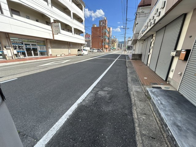 桜井市粟殿店舗