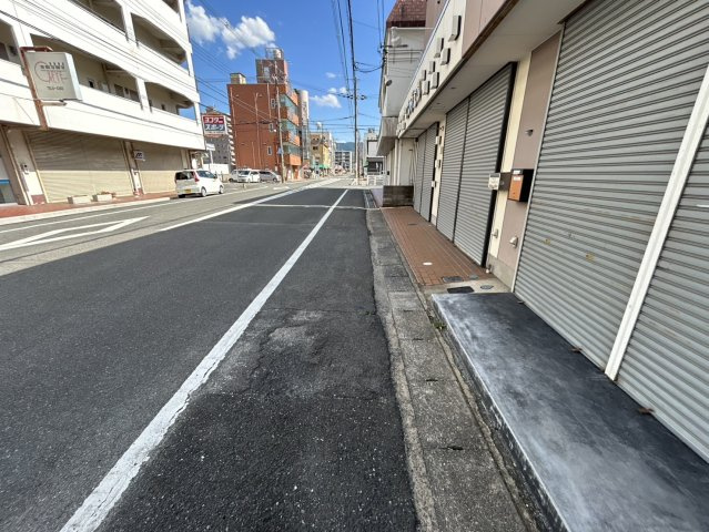 桜井市粟殿店舗