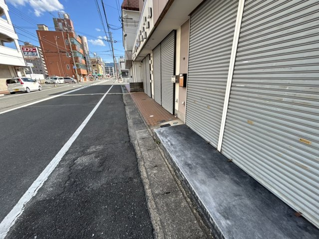 桜井市粟殿店舗