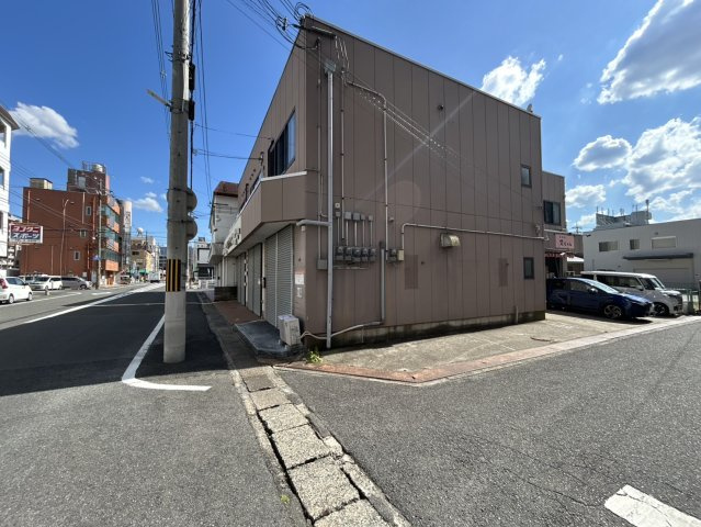 桜井市粟殿店舗