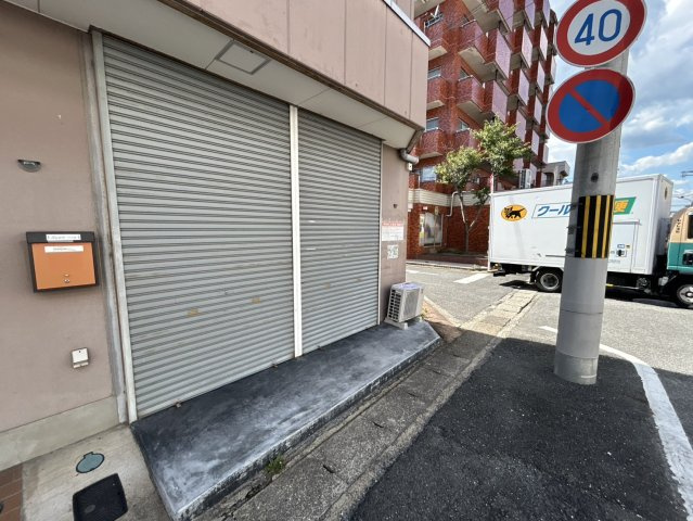 桜井市粟殿店舗